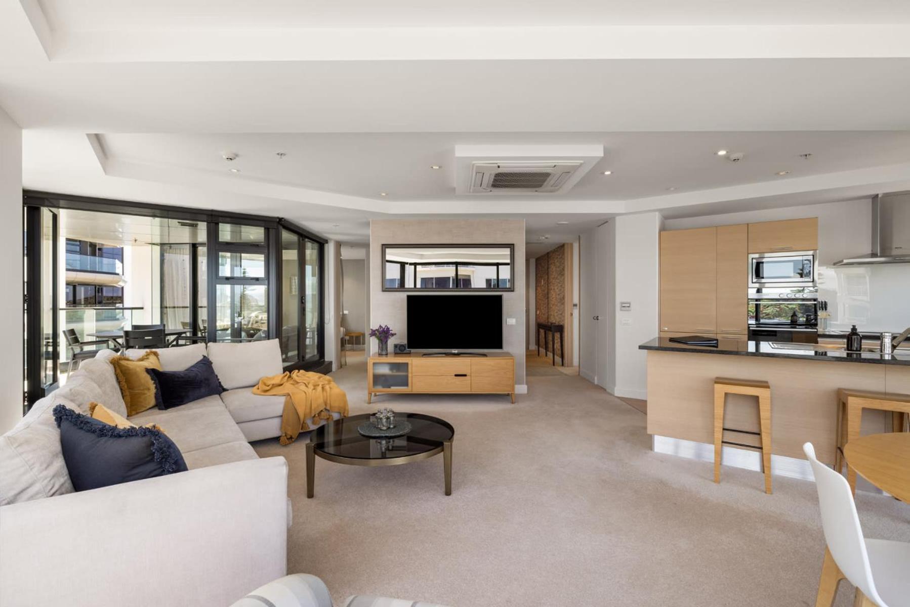 Luxury Ocean & Harbour Views - Heated Pool, Main Beach & Gym Mount Maunganui Kültér fotó