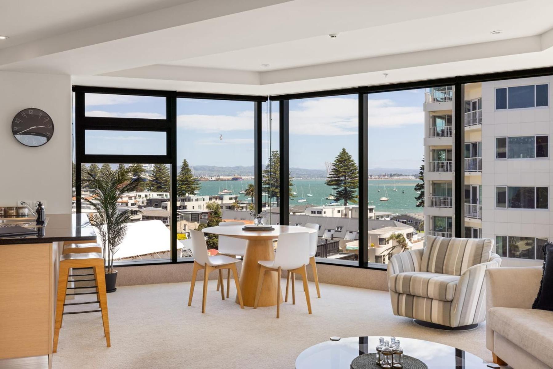 Luxury Ocean & Harbour Views - Heated Pool, Main Beach & Gym Mount Maunganui Kültér fotó